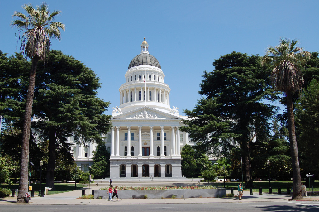 New California Legislation Requires Employers with at Least Five Employees to Provide Sexual Harassment Prevention Training